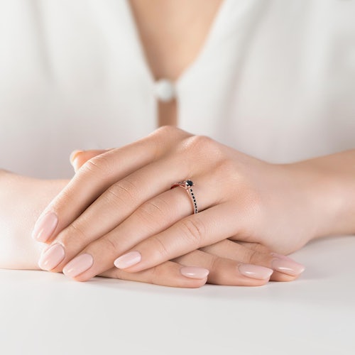 Pierścionek zaręczynowy Share Your Love: różowe złoto, czarny diament